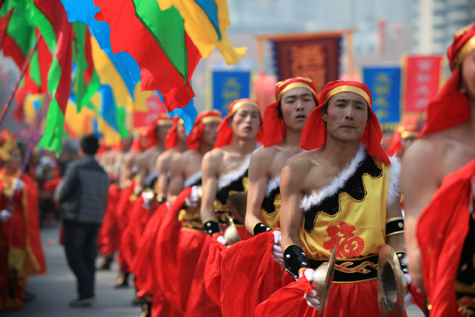 2013元宵延安社火大巡游1635L.50200L (157)_副本.jpg