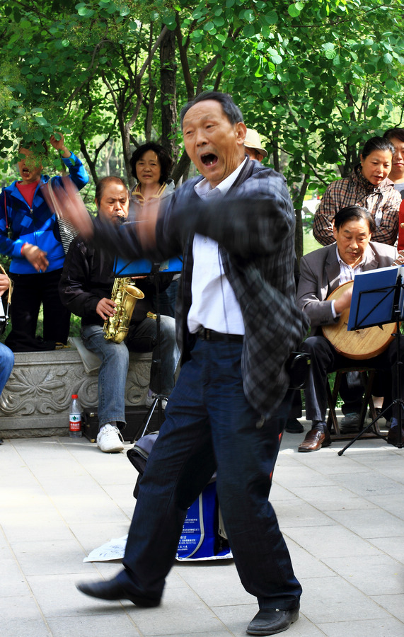 指挥4.JPG