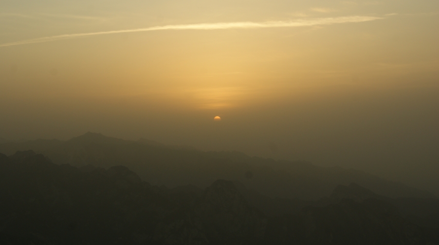 西峰日落