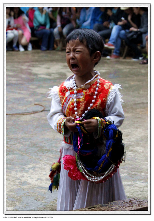 篝火晚会的小演员