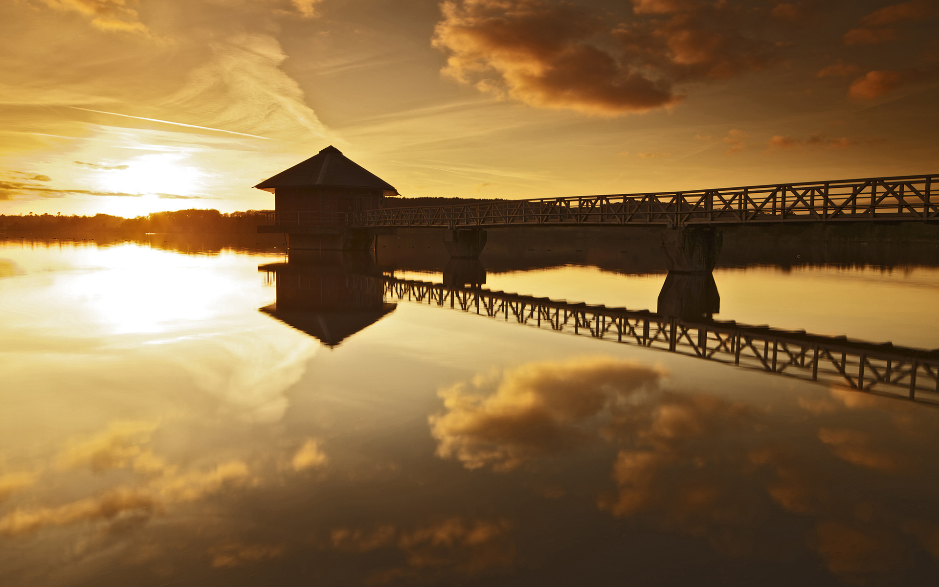 Photography_Reflection_419327.jpg