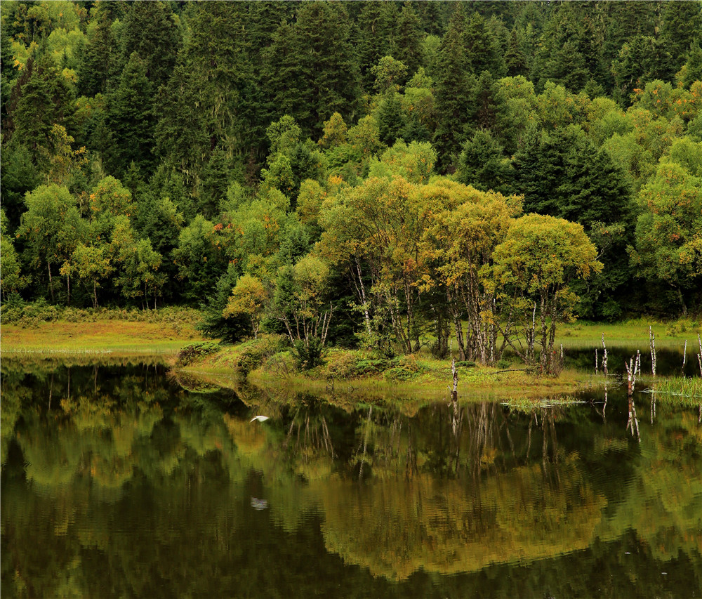 属都湖美景3_副本.jpg