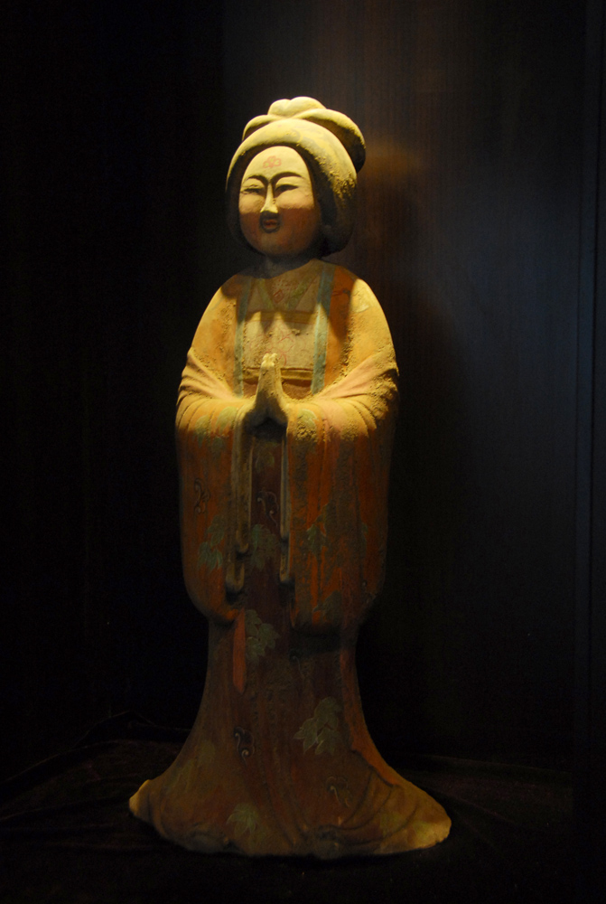 　唐彩绘陶俑 (2).jpg