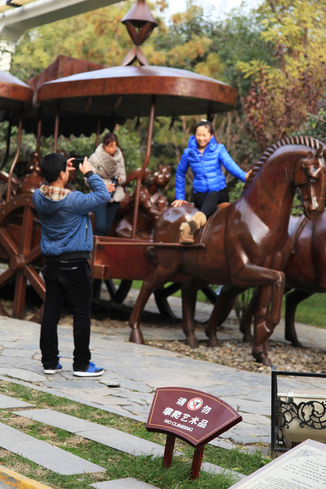 总是有一些与这美丽风景不协调的景致