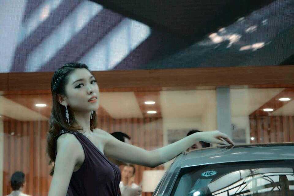 F@LT1`104_)JZL6YJN[F7HY.jpg