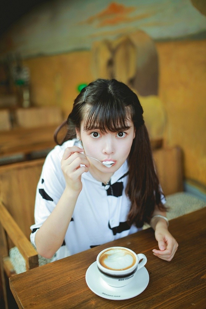 jlAYHm5bY8H.jpg
