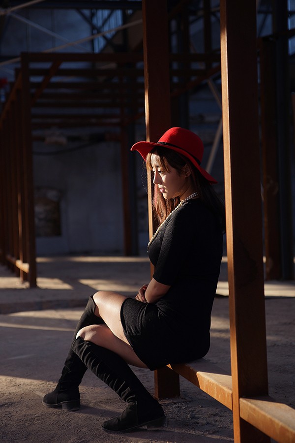 DSC05635改 蓝压.jpg