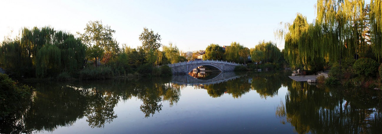 大明湖全景图20.jpg
