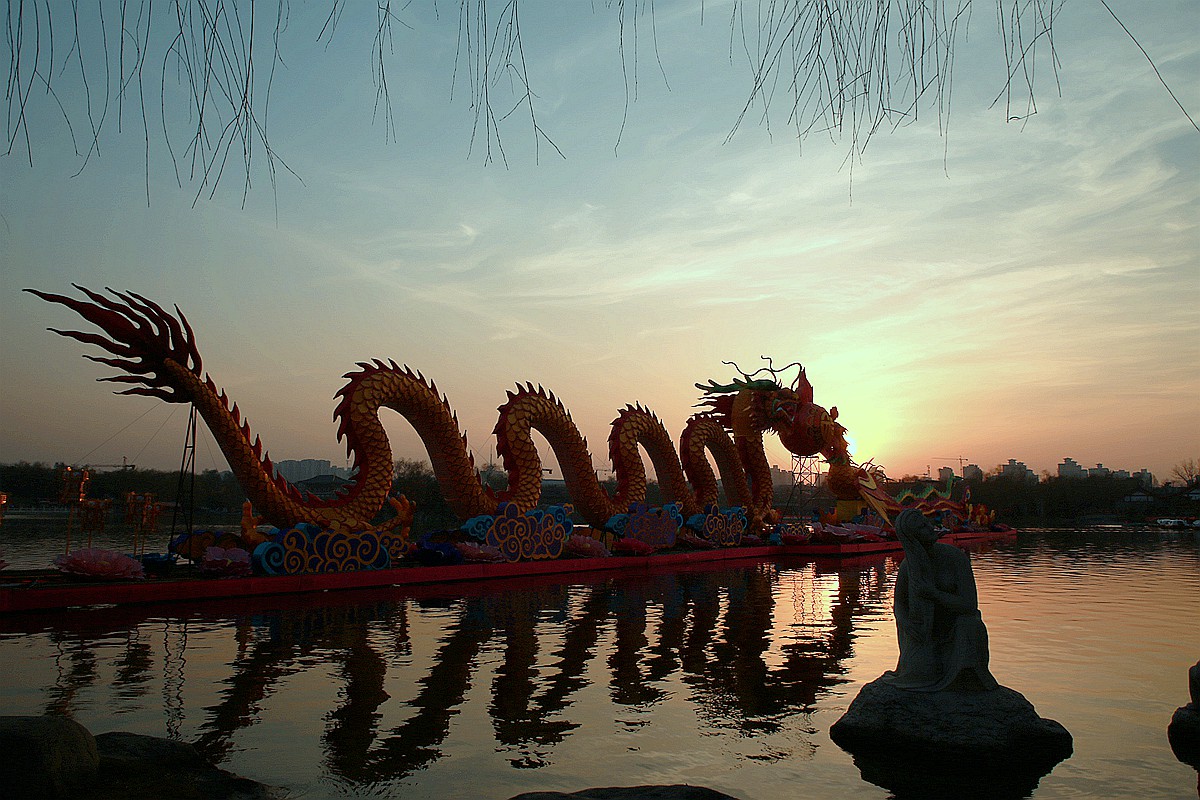 龙湖夕阳.jpg
