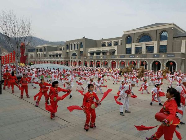 fd4f1e45b8794e6f97563bcd99226d07_th.jpg fd4f1e45b8794e6f97563bcd99226d07_th.jpg