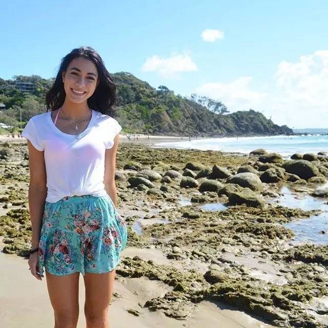 4d6cc342b06e0ea278ba71c618cc8512.jpg