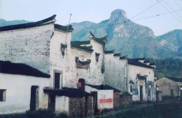 40e06d0ac63c8cd36833660d7bccfe99.jpg 40e06d0ac63c8cd36833660d7bccfe99.jpg