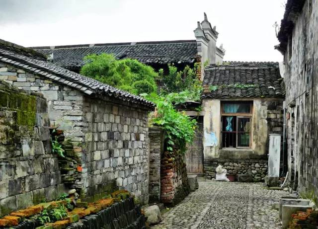 16fa720b25a37b8da78afdfd379b67ee.jpg 16fa720b25a37b8da78afdfd379b67ee.jpg