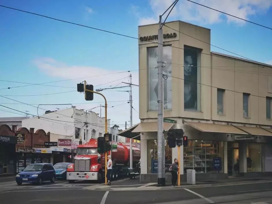 5357cf083213f08635df9dfb59ae86be.jpg 5357cf083213f08635df9dfb59ae86be.jpg