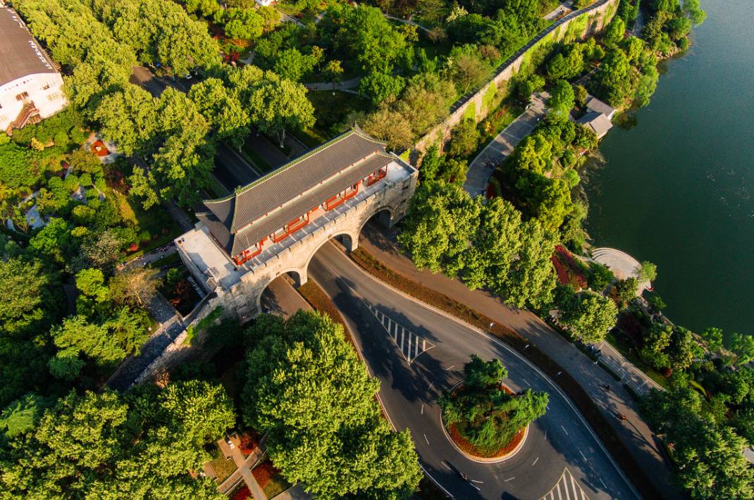 b535ea6fb76d97437a095b5809bdd221.jpg b535ea6fb76d97437a095b5809bdd221.jpg