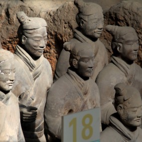 再拍秦兵马俑