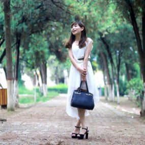 白衣妹带哥去富平