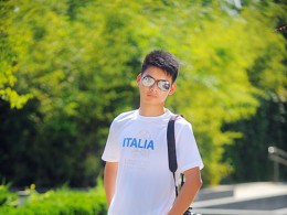 在来骚下。。。