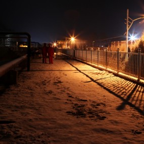 当代石油工人写实。。。。。。石油工人呢真辛苦~~~