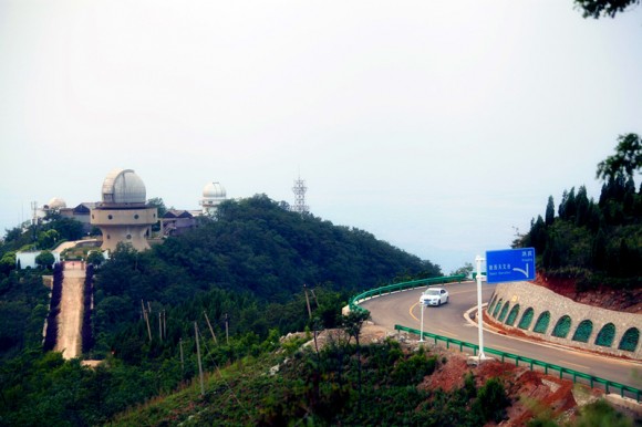 通往骊山的路