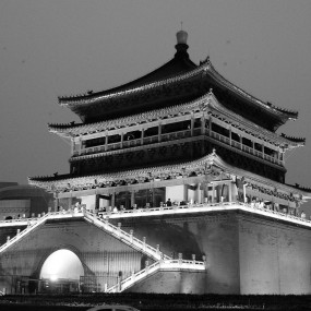 新人新手报到因为喜欢所以拍！钟楼好纠结，大家帮忙给选选提提意见！