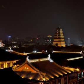 雁塔春晚图