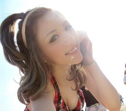 三亚沙滩边的快乐时光