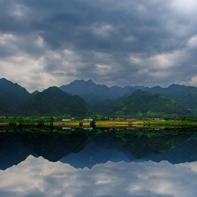 远看秦岭