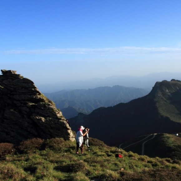 横看成岭侧成峰《二》