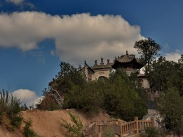 登上大像山揽胜