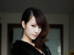 我的毛毛圆领长袖皮草