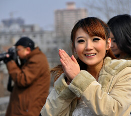 调皮可爱的小妹