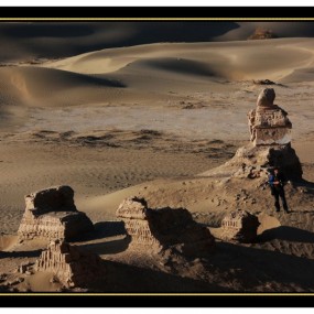 （走进魔鬼城）