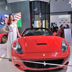 2012超级跑车优秀模特