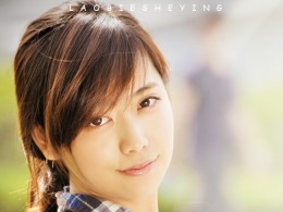 春光里的美丽姑娘A