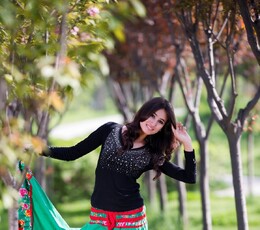 ~~~来喽新疆滴葡萄(穆尼热小妹)~~~