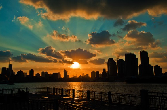 『逆光夕阳』