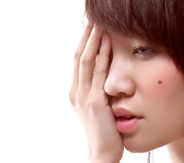 晶格~是你的双眸困住我~~（之一）