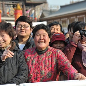 笑面迎春