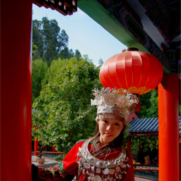 苗家姑娘