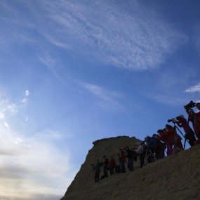 勤劳吃苦的摄影人