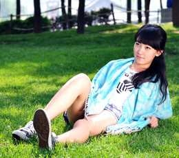 也来几张小明明的淘宝照