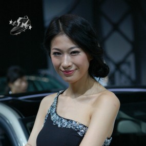 ★C.罗原创★西安车展MM第十三季之黑白红美女