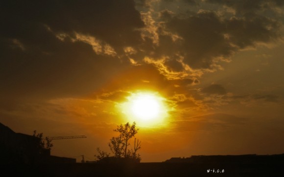 好久没来了   发个片子报个到