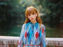 复古的甜美女孩