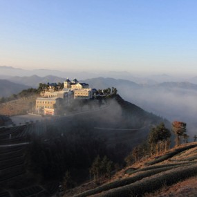 云雾芹山