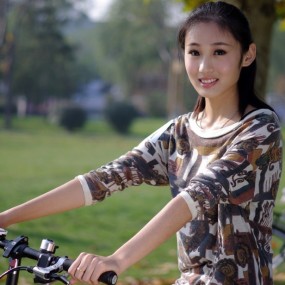一组人像