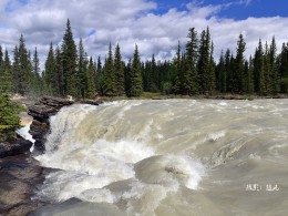 沿落基山脉前行