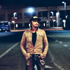 夜，精神分裂。