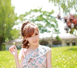 阳光灿烂的花园生活